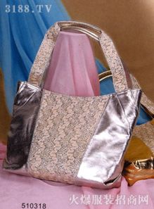 千姿鹤女包 融合优雅与时尚的服饰伴侣